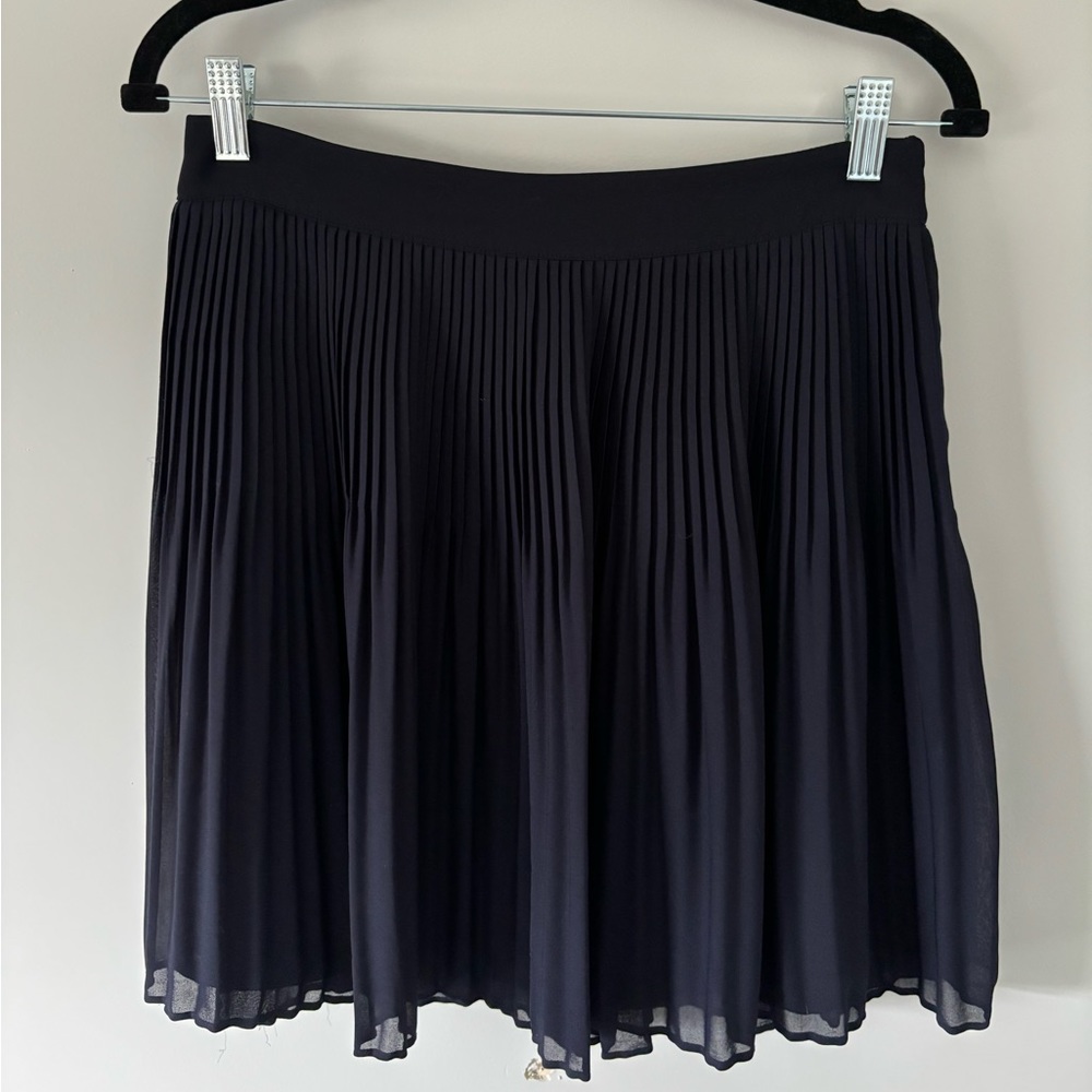 Ann Taylor pleated skirt navy blue 4 petite